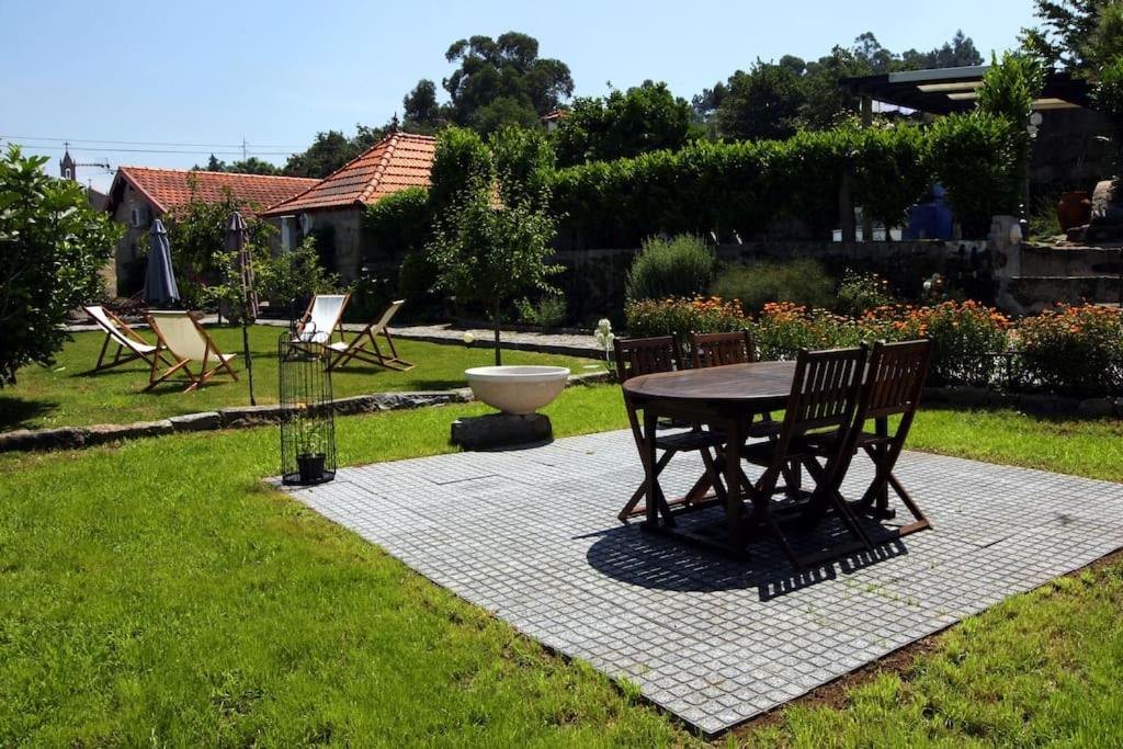 Вилла Pequena Casa Rustica Com Piscina Пеньяфьель Экстерьер фото