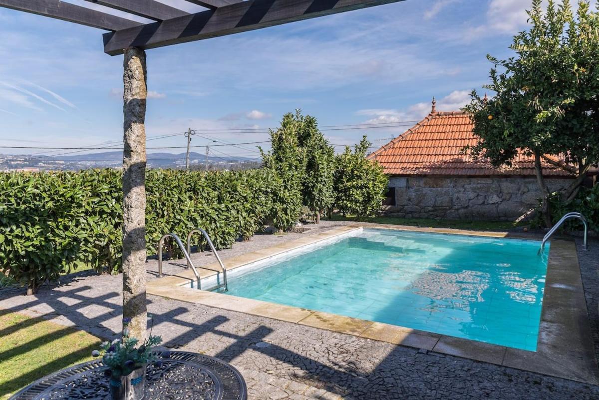 Вилла Pequena Casa Rustica Com Piscina Пеньяфьель Экстерьер фото