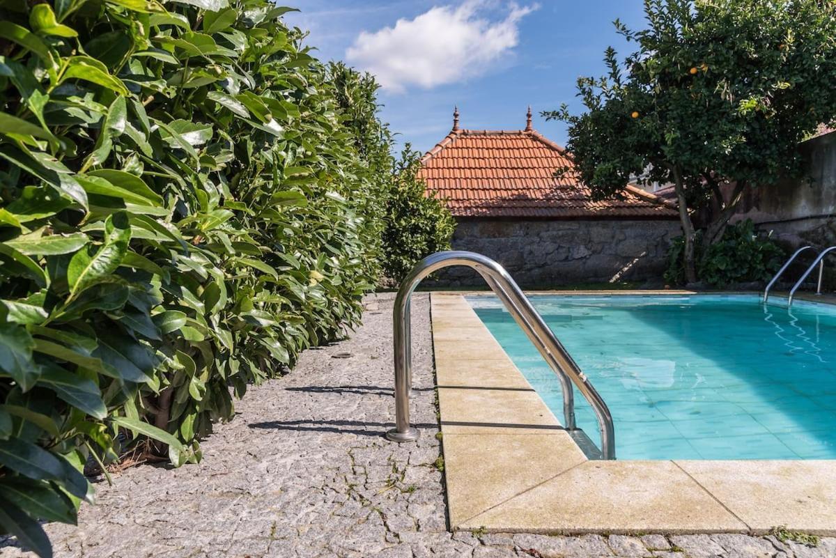 Вилла Pequena Casa Rustica Com Piscina Пеньяфьель Экстерьер фото