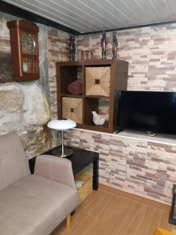 Вилла Pequena Casa Rustica Com Piscina Пеньяфьель Экстерьер фото